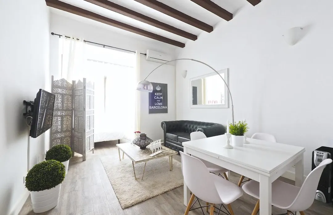 The White Flats Sant Antoni-1